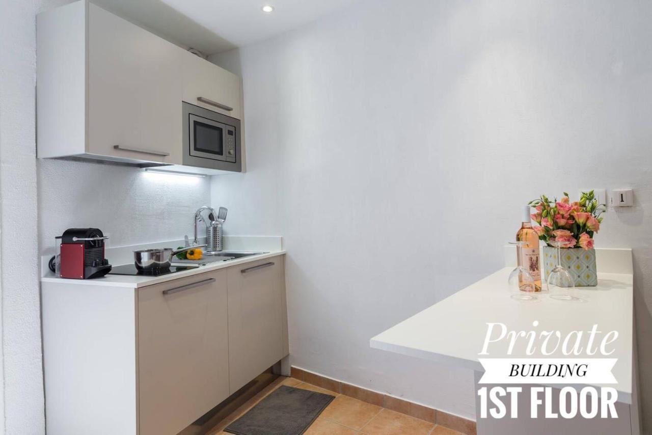 Private Building, 4 Apts, Unique At Nice- Old Town Appartement *