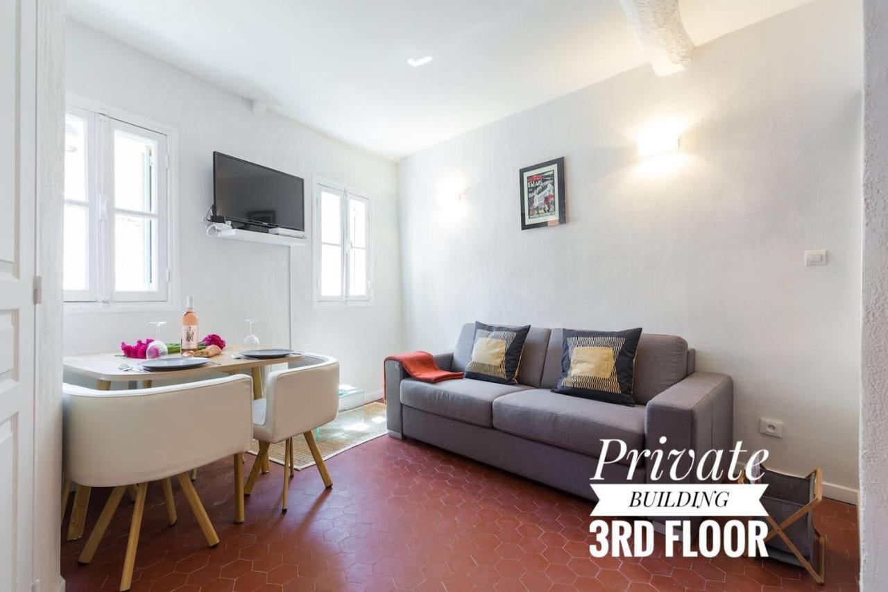 Private Building, 4 Apts, Unique At Nice- Old Town Appartement