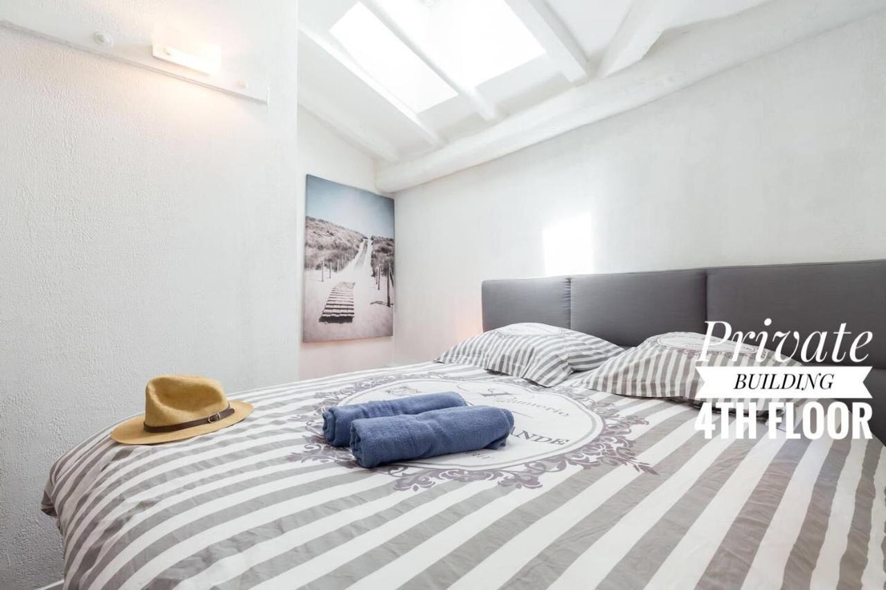 Private Building, 4 Apts, Unique At Nice- Old Town Appartement *